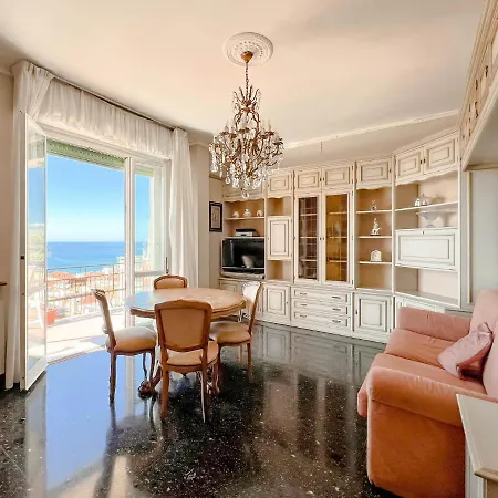 Apartament Grande Vista Mare Varazze