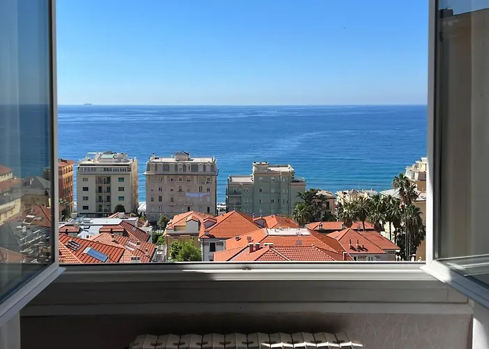 Grande Vista Mare Varazze